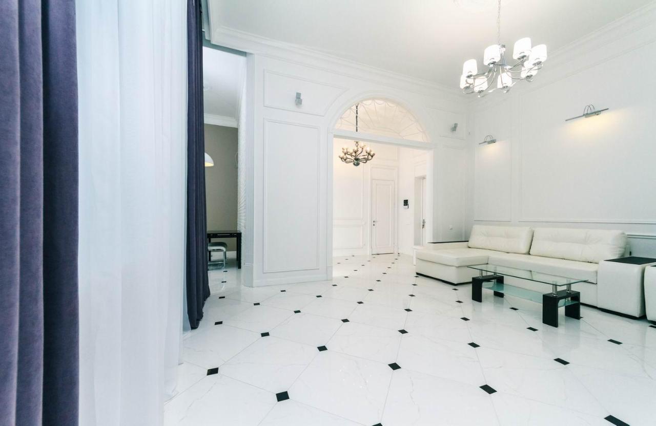 Vip Near Premier Palace & Arena City Kiev Ngoại thất bức ảnh