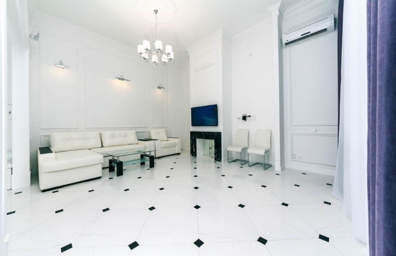 Vip Near Premier Palace & Arena City Kiev Ngoại thất bức ảnh
