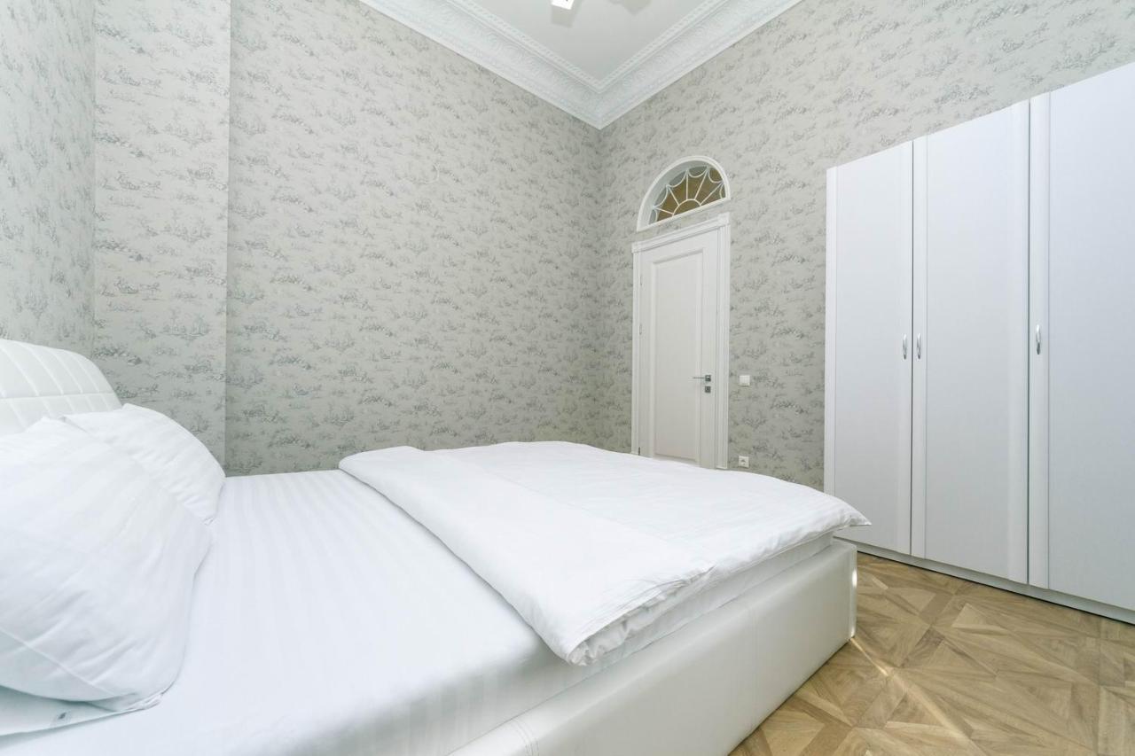 Vip Near Premier Palace & Arena City Kiev Ngoại thất bức ảnh